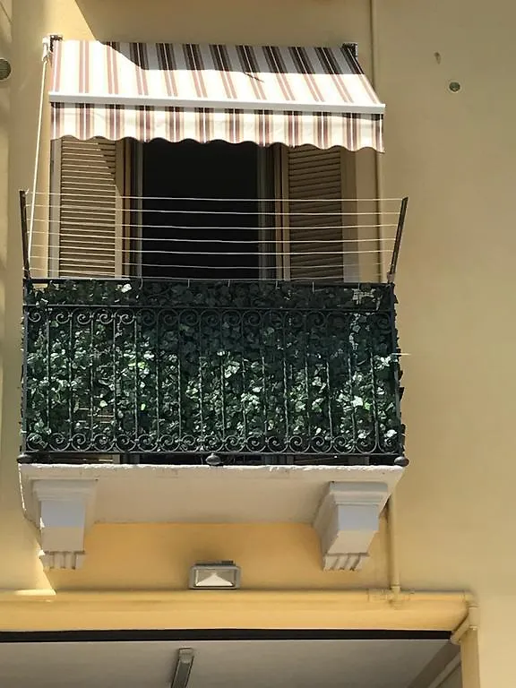 Savona 91 Apartments Milán 0*,
